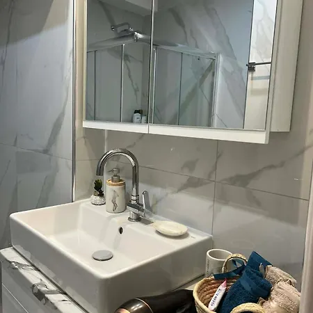 Dei Apartman, Delfini Appartement *